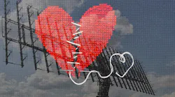 Broken-Heart-Shaped Antenna Has High UWB Gain and Efficiency