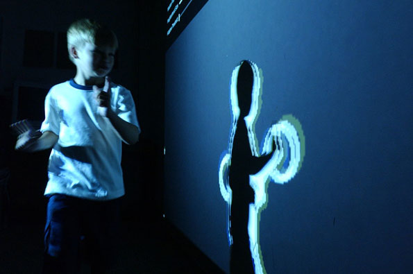 SiGe BiCMOS Pulsed Radar Opens Door To Imaging And Gesture Recognition