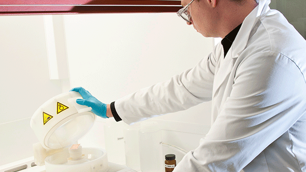 A grant has been awarded to 2DTech in order to find a process in which a graphene silicon combination could be used to coat electronics without corrosion Image courtesy of 2DTech