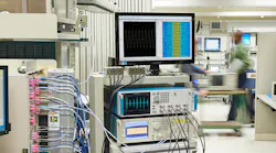 AWG5200_Waveform_Generator