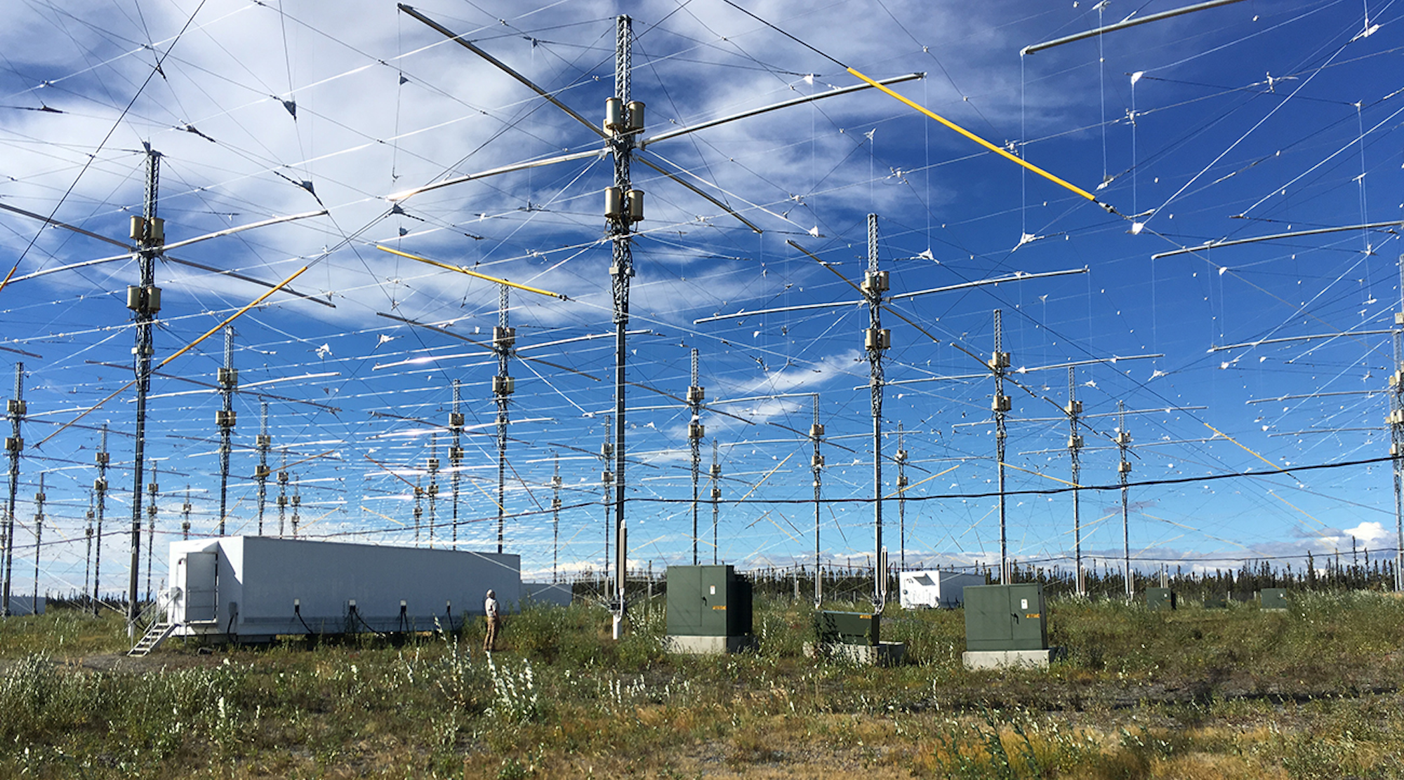 Algorithms to Antenna: Modeling Mutual Coupling in Large Antenna Arrays ...