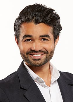 Raza Khan Headshot Web Raza Khan Headshot Web