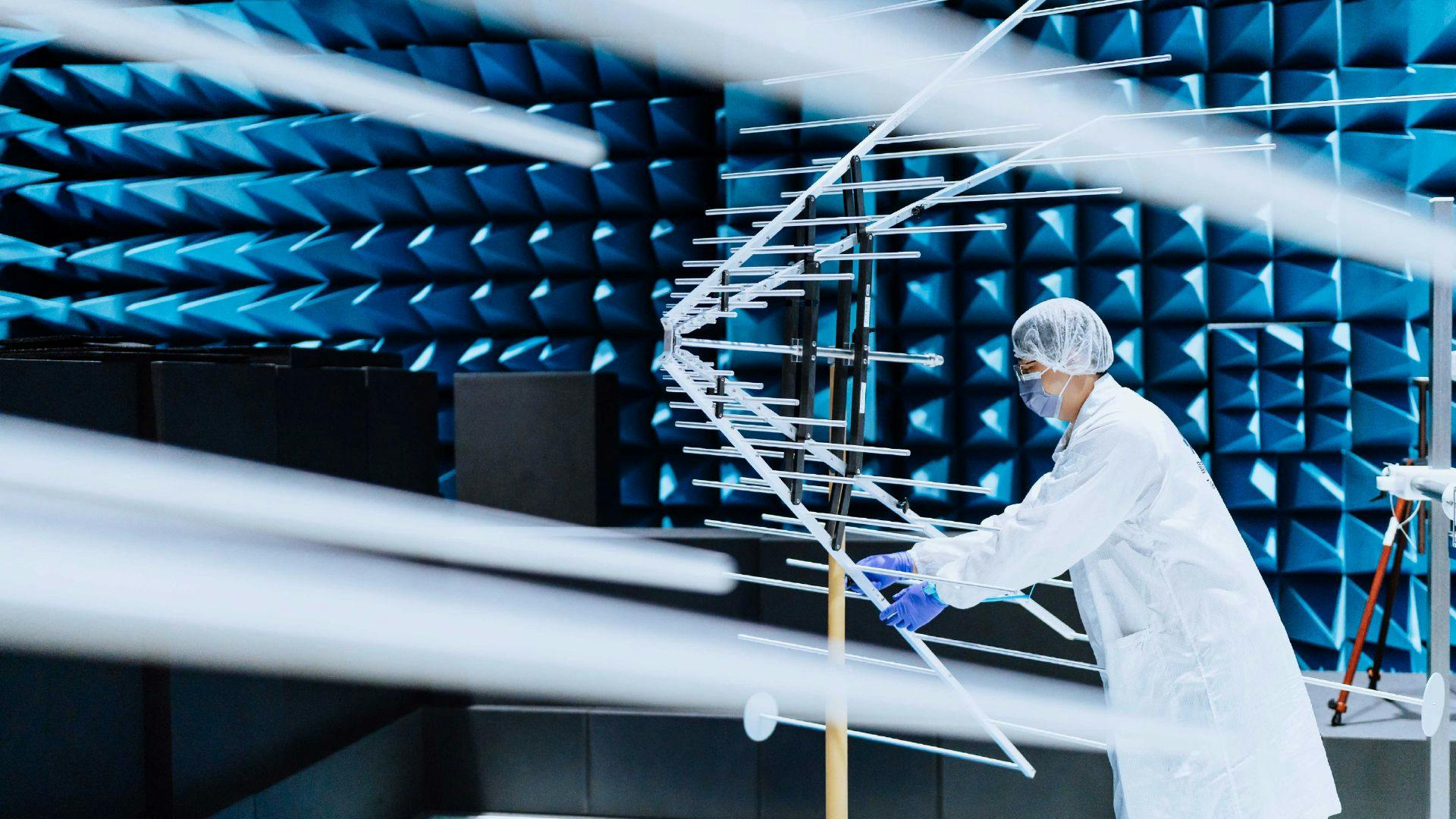 Rohde & Schwarz collaborates with the Taiwan Space Agency to develop a dual-function satellite test solution.