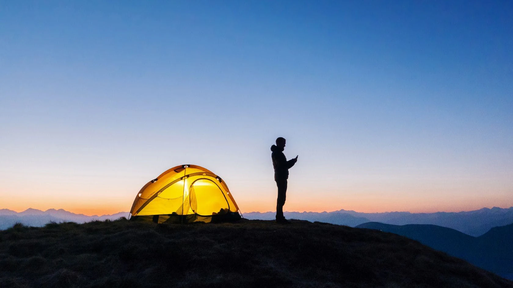 Rohde & Schwarz demonstrates FR1&ndash;FR3 carrier aggregation, advancing 6G readiness.