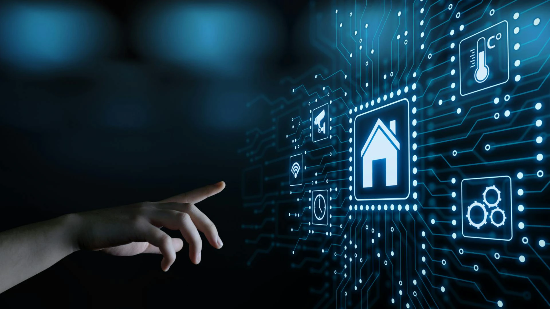 69bc2dc371bddf0a995673da Smarthome Dreamstime L 122085436