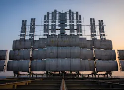 Reliable RF Interconnects for Phased Arrays Radar Systems