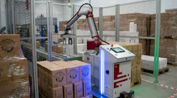 Figure 1: The OnRobot MoveComponents palletizer’s compact design and small footprint fit easily into existing work cells. (Source: OnRobot)